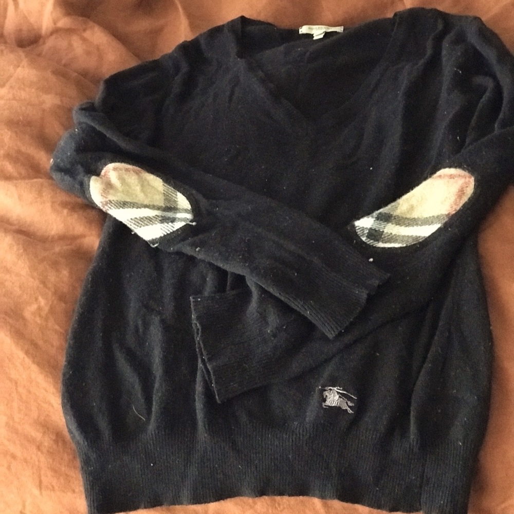 Elbow patch Burberry sweater